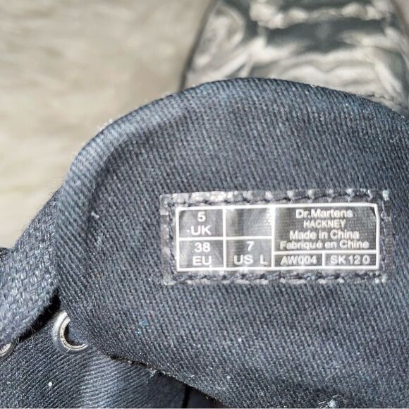 Dr. Martens Hackney Canvas Boots Black and White Floral Skulls Size US 7 - Picture 7 of 8